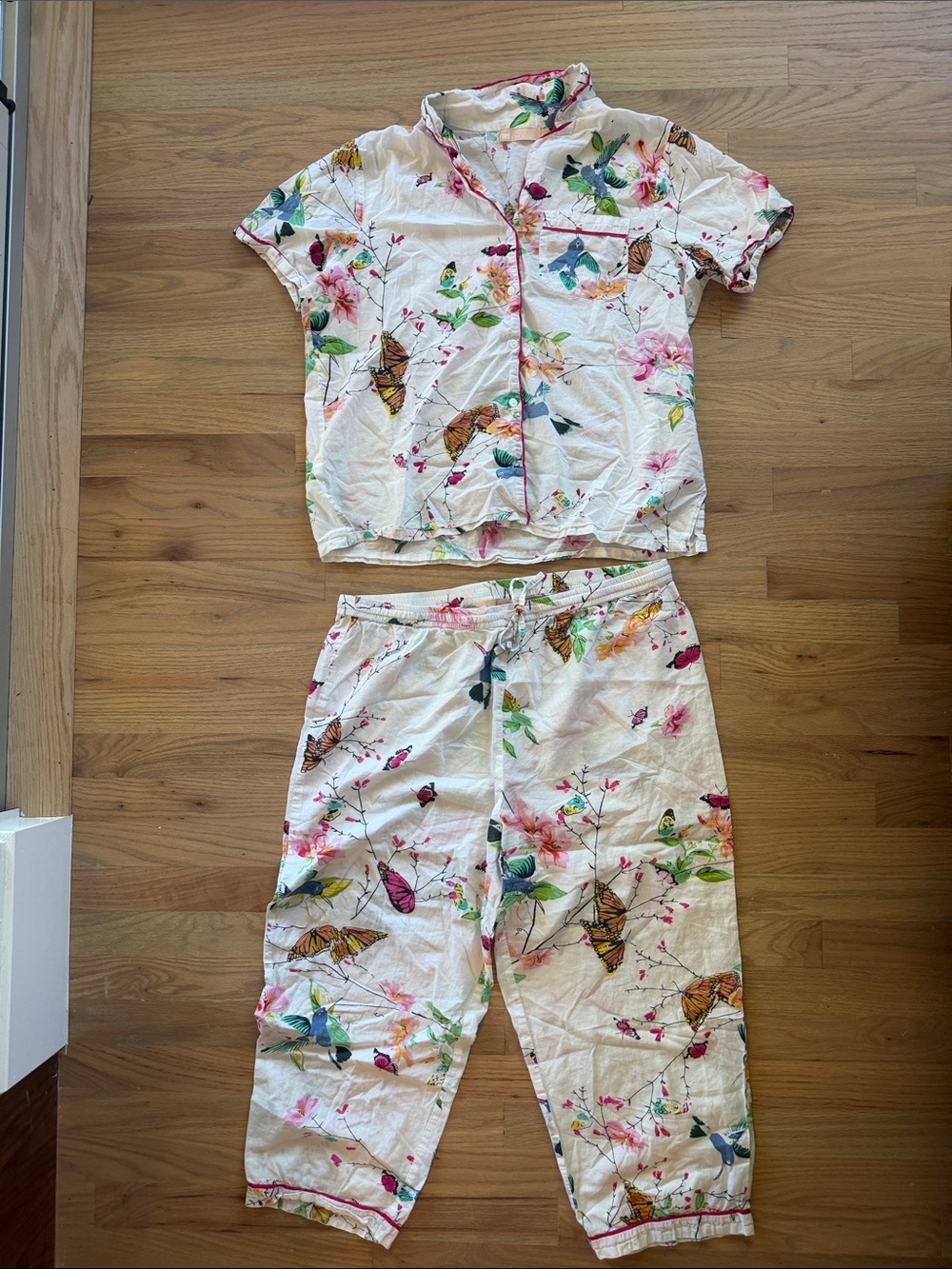 La Cera Floral & Butterfly Pajama Set – Women’s Large